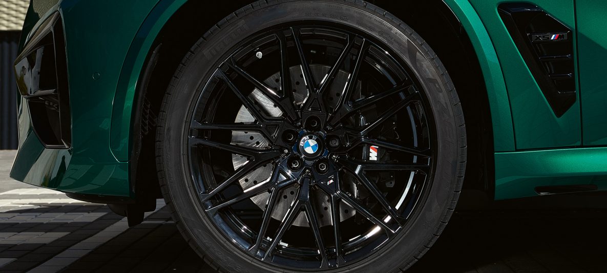 BMW X5 M Competition F95 2023 21"/22" M Leichtmetallräder Sternspeiche 818 M Schwarz